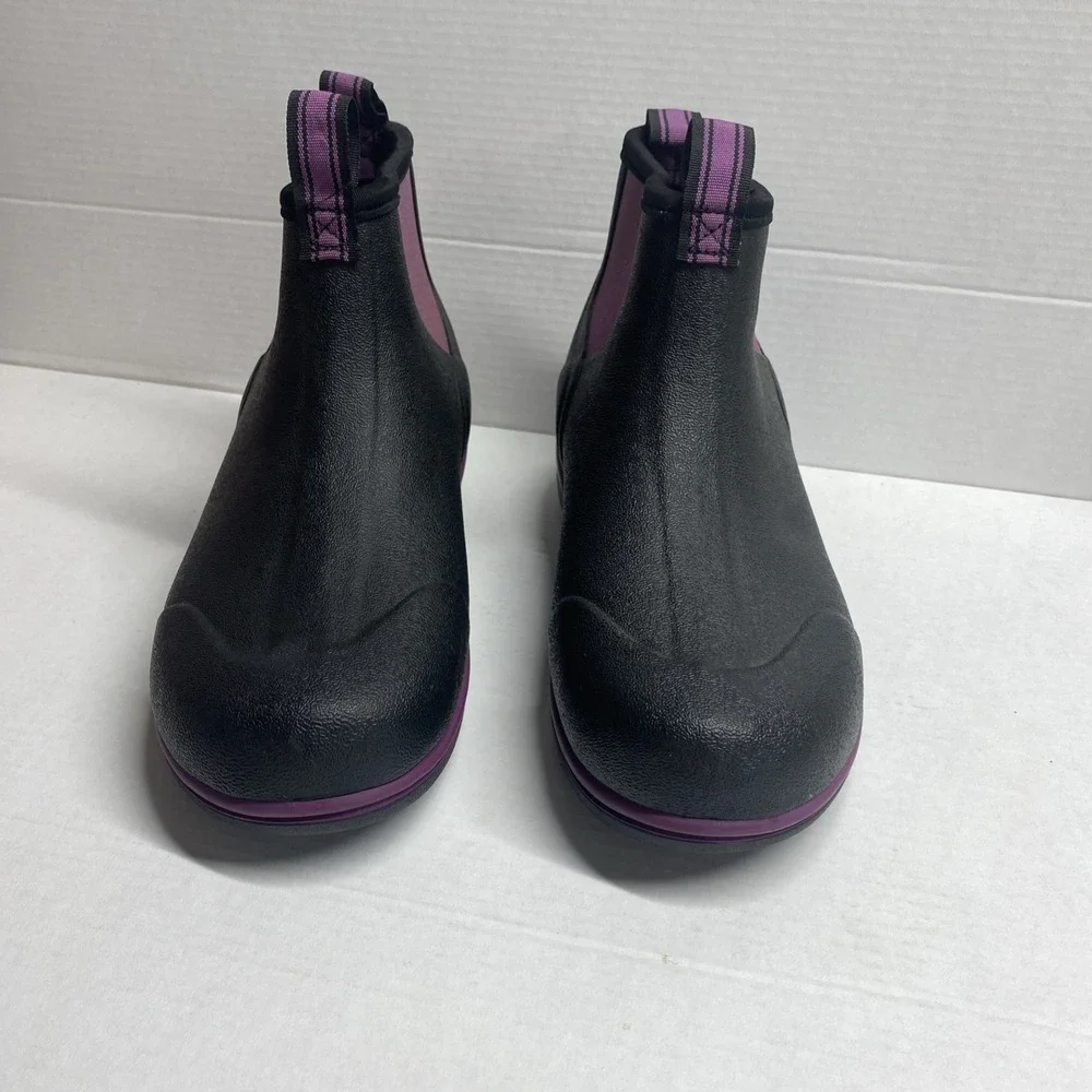 New Noble Outfitters Muds Booties Women's Size 7.5 Rubber Black/Purple #66003